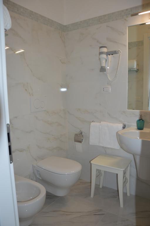 B&B Ad Maiora Roma الغرفة الصورة