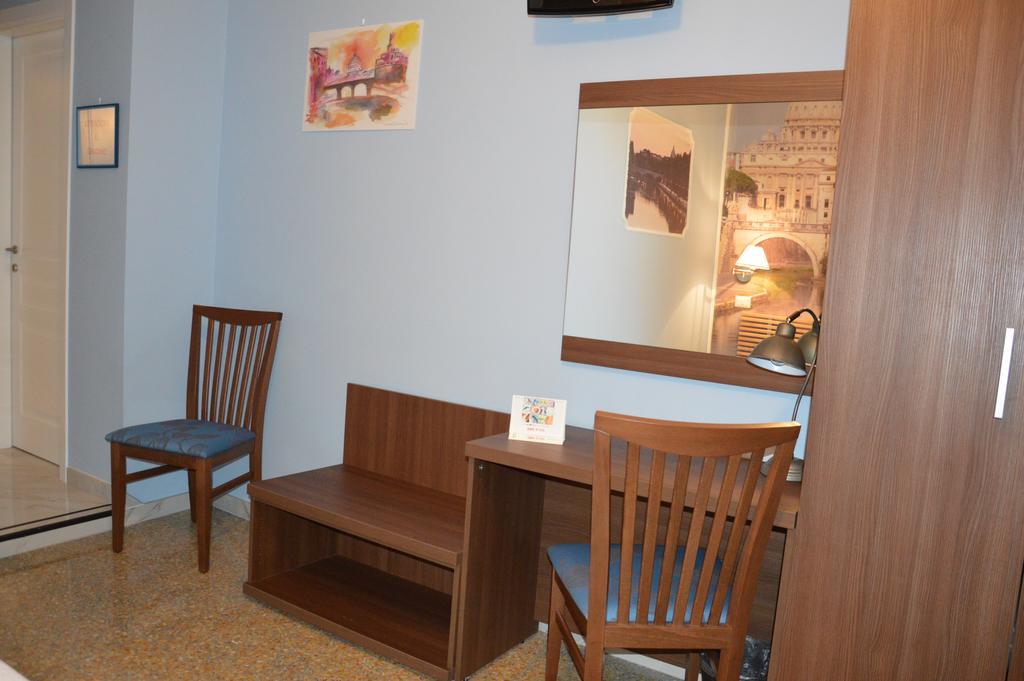 B&B Ad Maiora Roma الغرفة الصورة